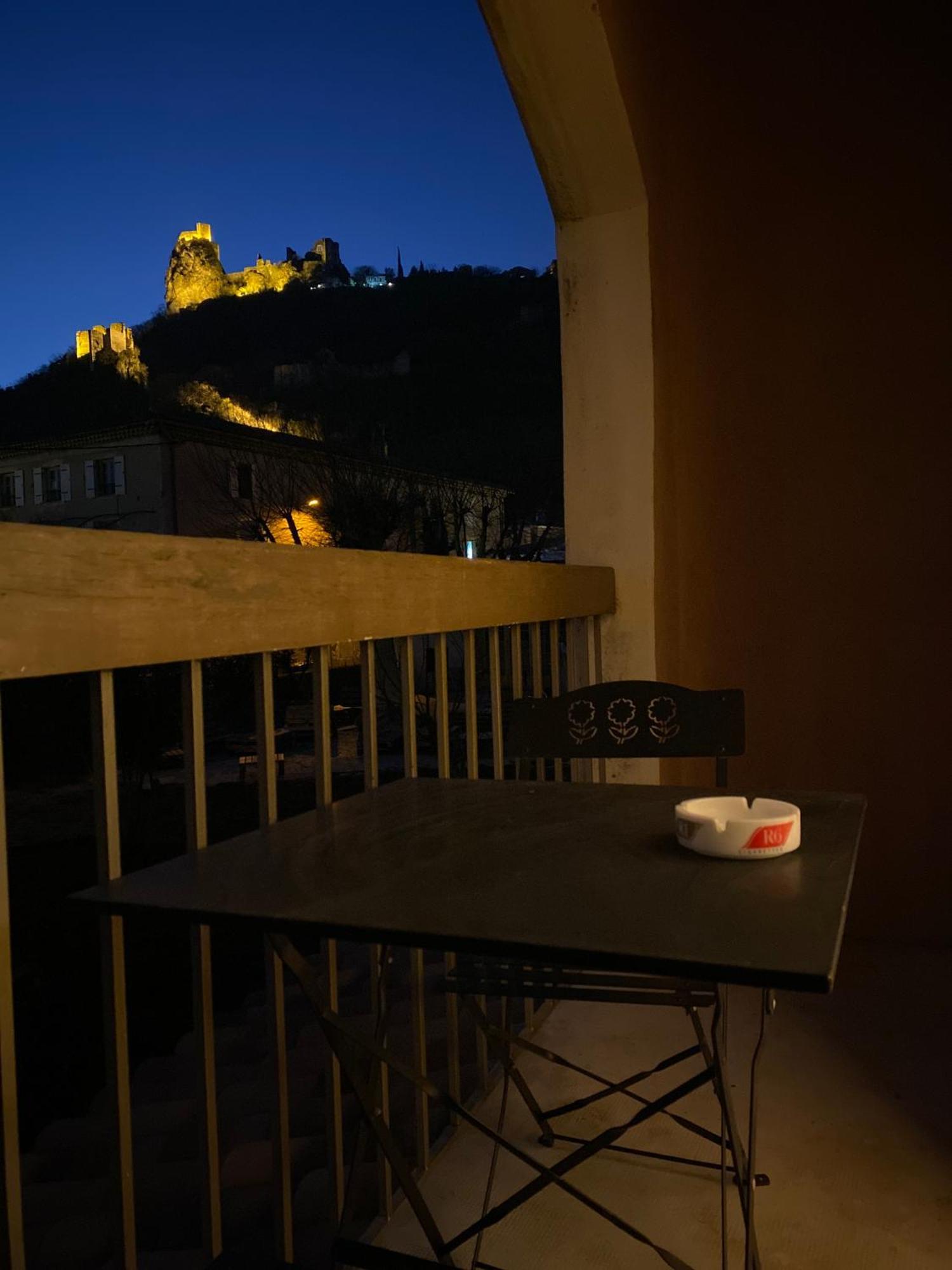Logis Hotel Medieval, Montelimar Nord Rochemaure Bagian luar foto